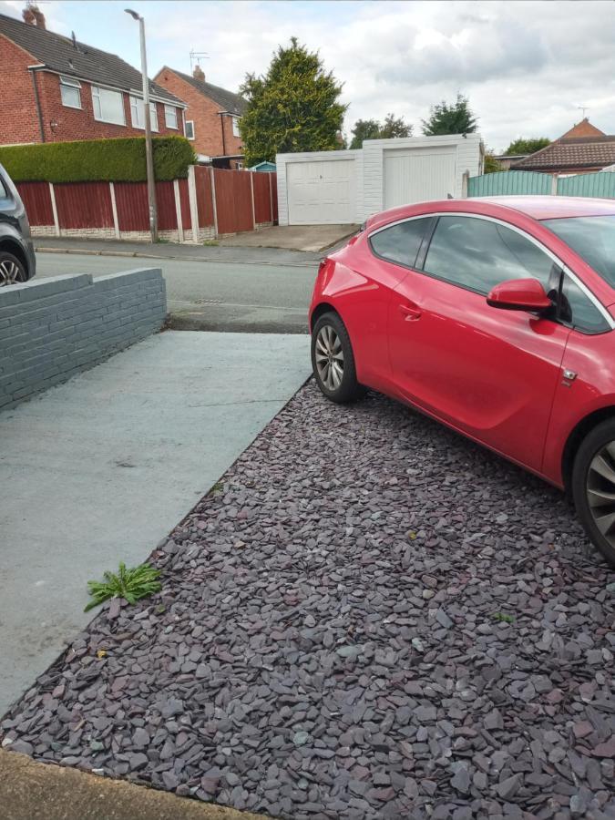 Summerhill, Wrexham - Key Worker Friendly Esterno foto